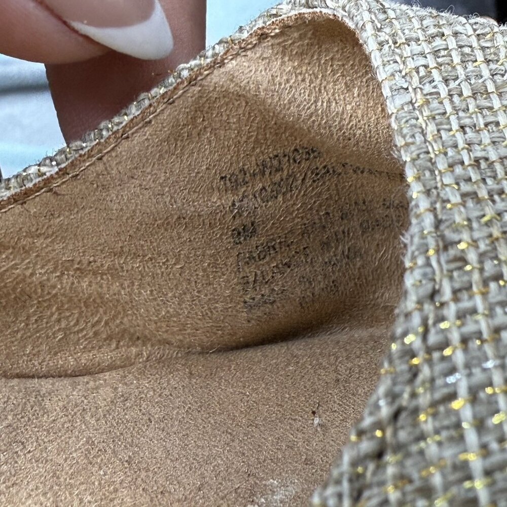 White Mountain 8M Light Green Sailboat Espadrille Wedge Gold Tone Embellished - Picture 7 of 9